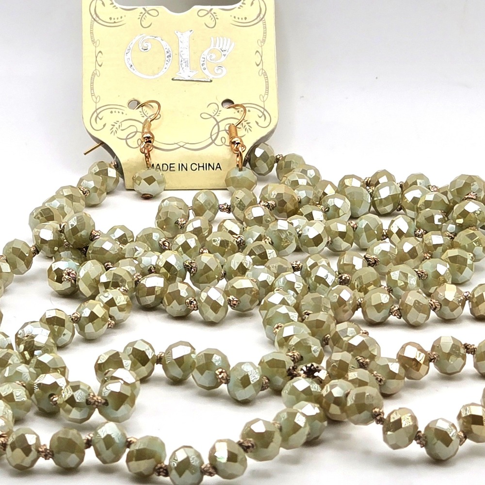 Ole Opalescent Sage Green Faceted Glass Bead Knotted‎ Necklace and Earring Set